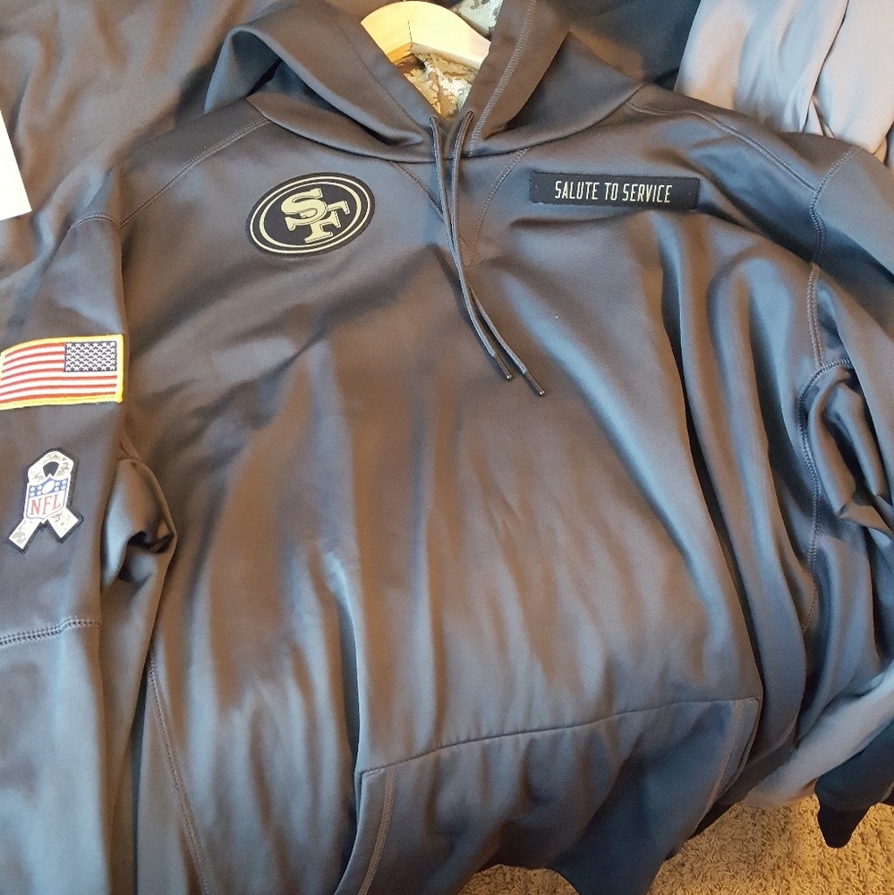 49ers salute